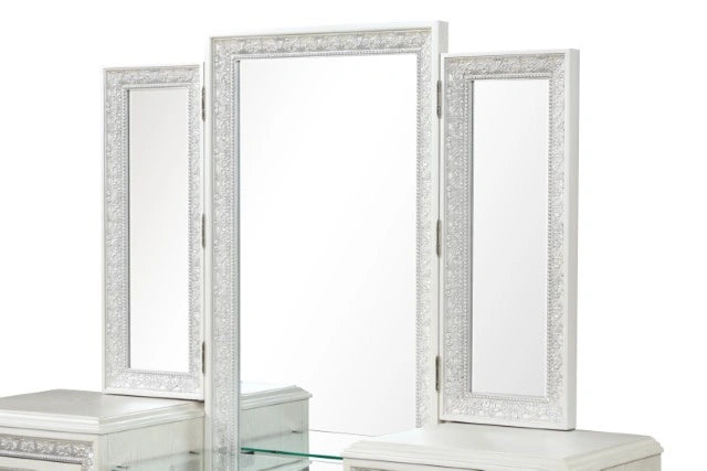 Stella Mia Vanity Set